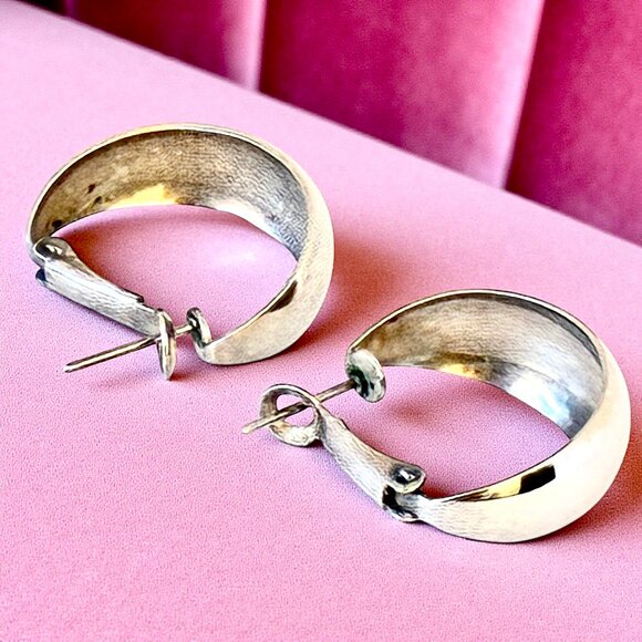 Silver-tone Hoop Earrings Leverback for Pierced Ears - Picture 2 of 13